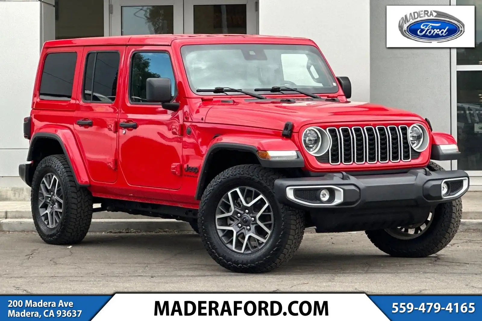 2025 Jeep Wrangler Sahara's photo