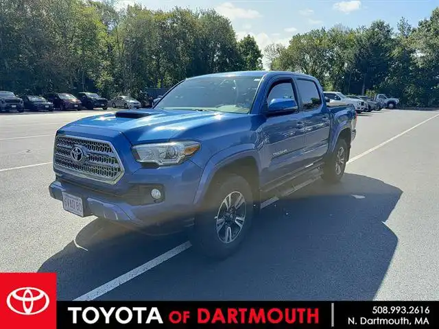 2016 Toyota Tacoma SR Double Cab 4WD V6 Auto Short Bed's photo