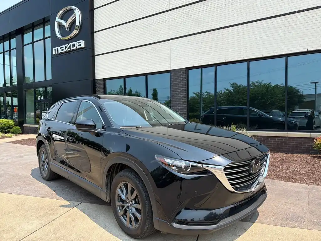 2022 Mazda CX-9 Touring AWD's photo