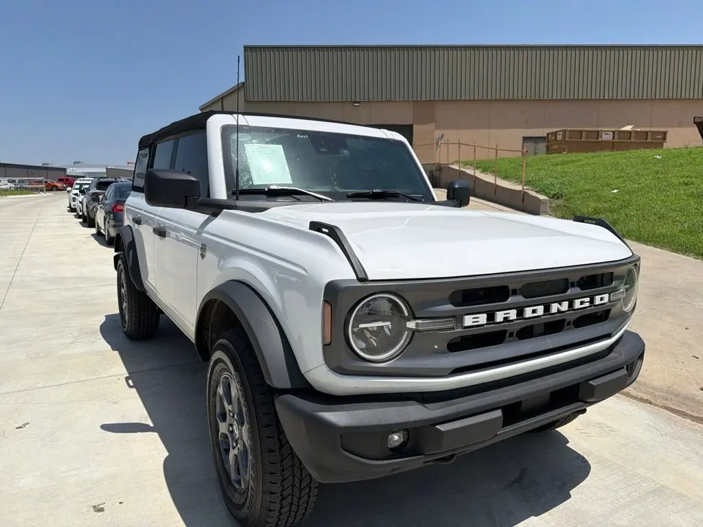2023 Ford Bronco Big Bend 4x4 photo 3