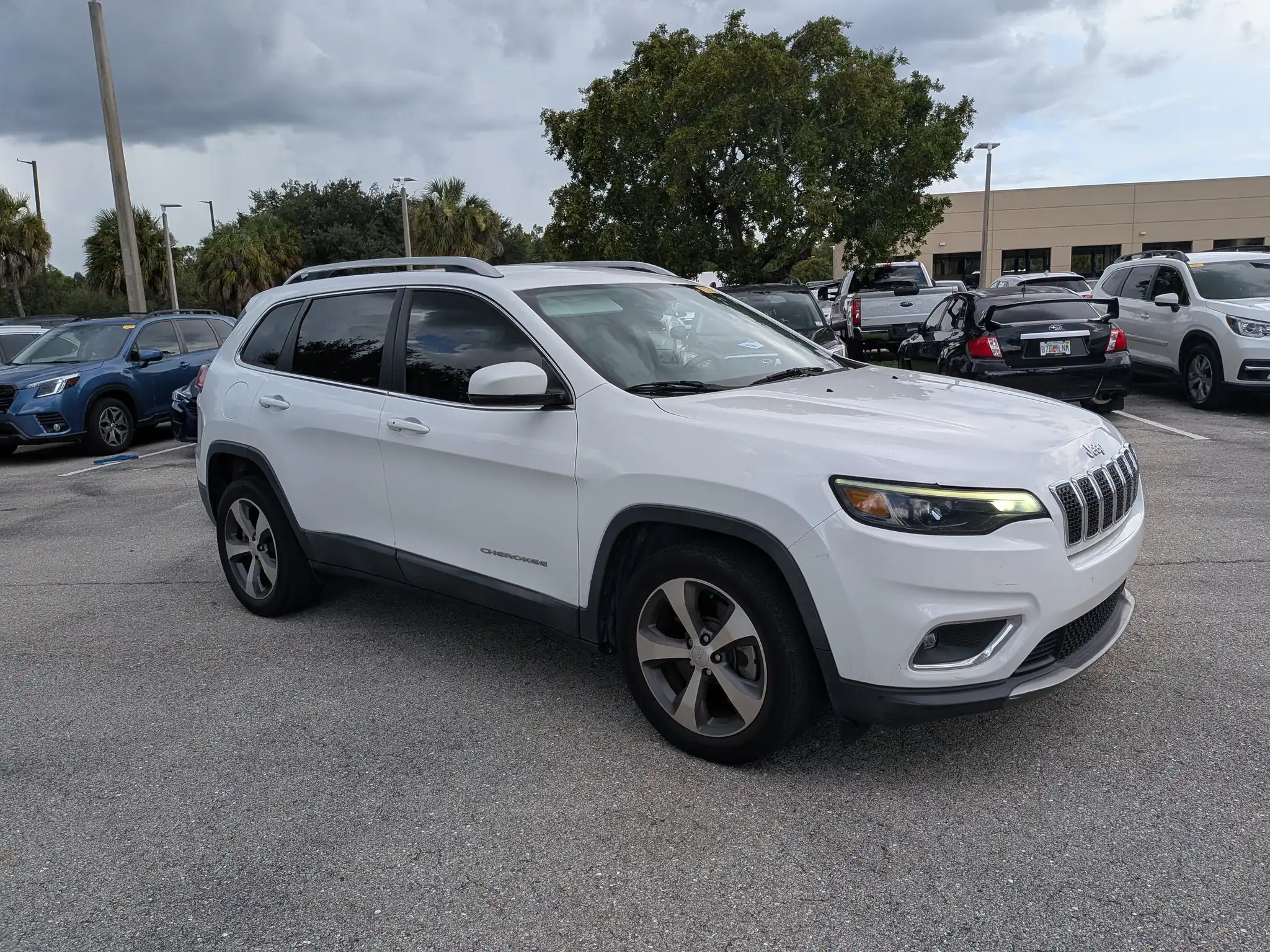 2020 Jeep Cherokee Limited's photo