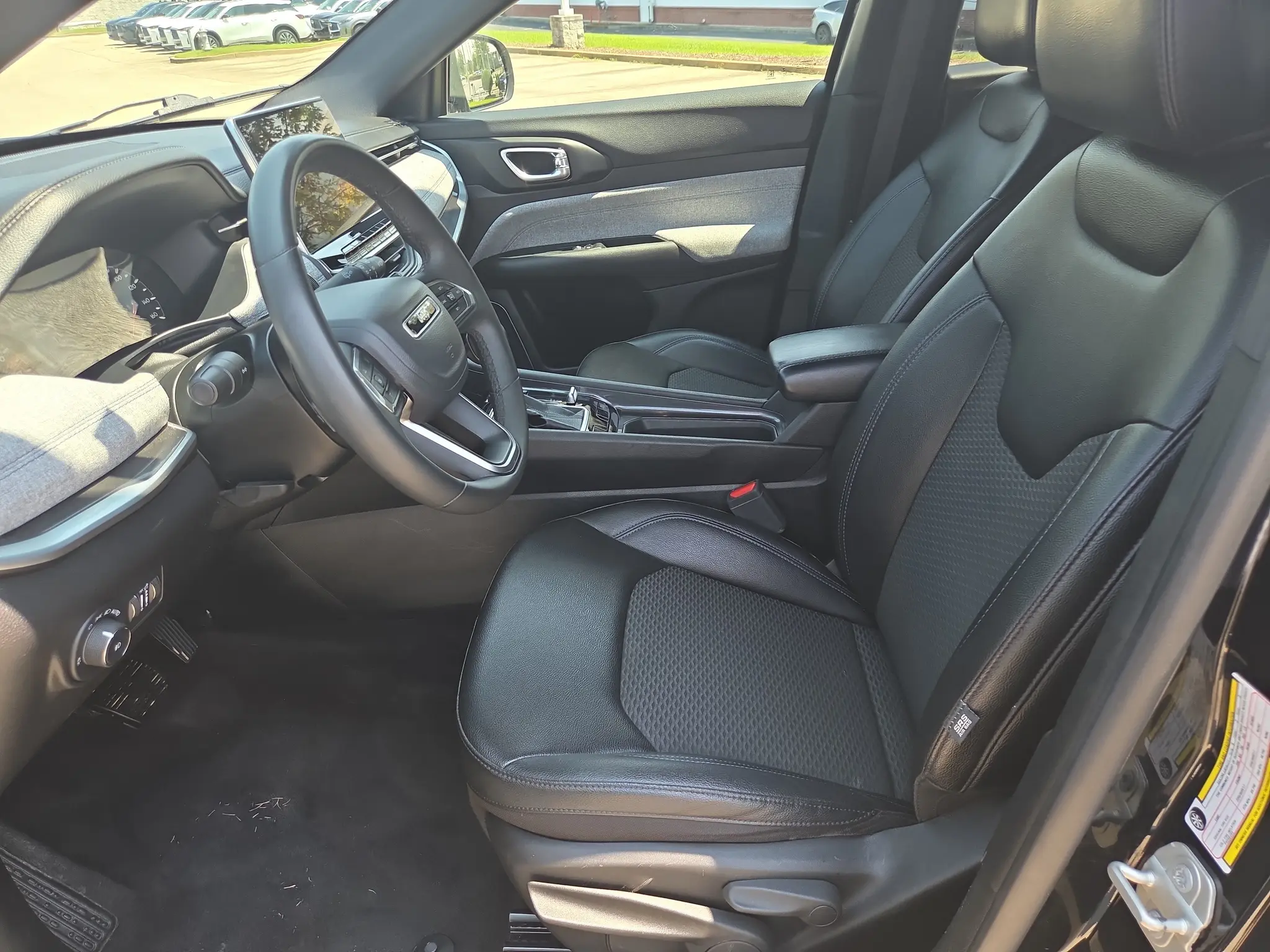 2024 Jeep Compass Latitude 4WD photo 5