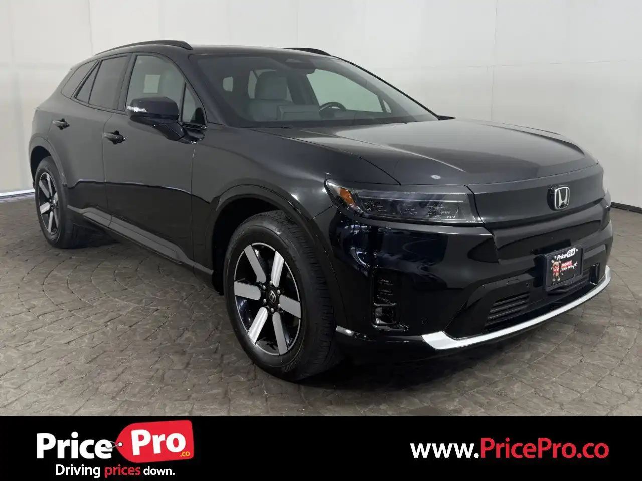 2024 Honda Prologue Touring AWD's photo