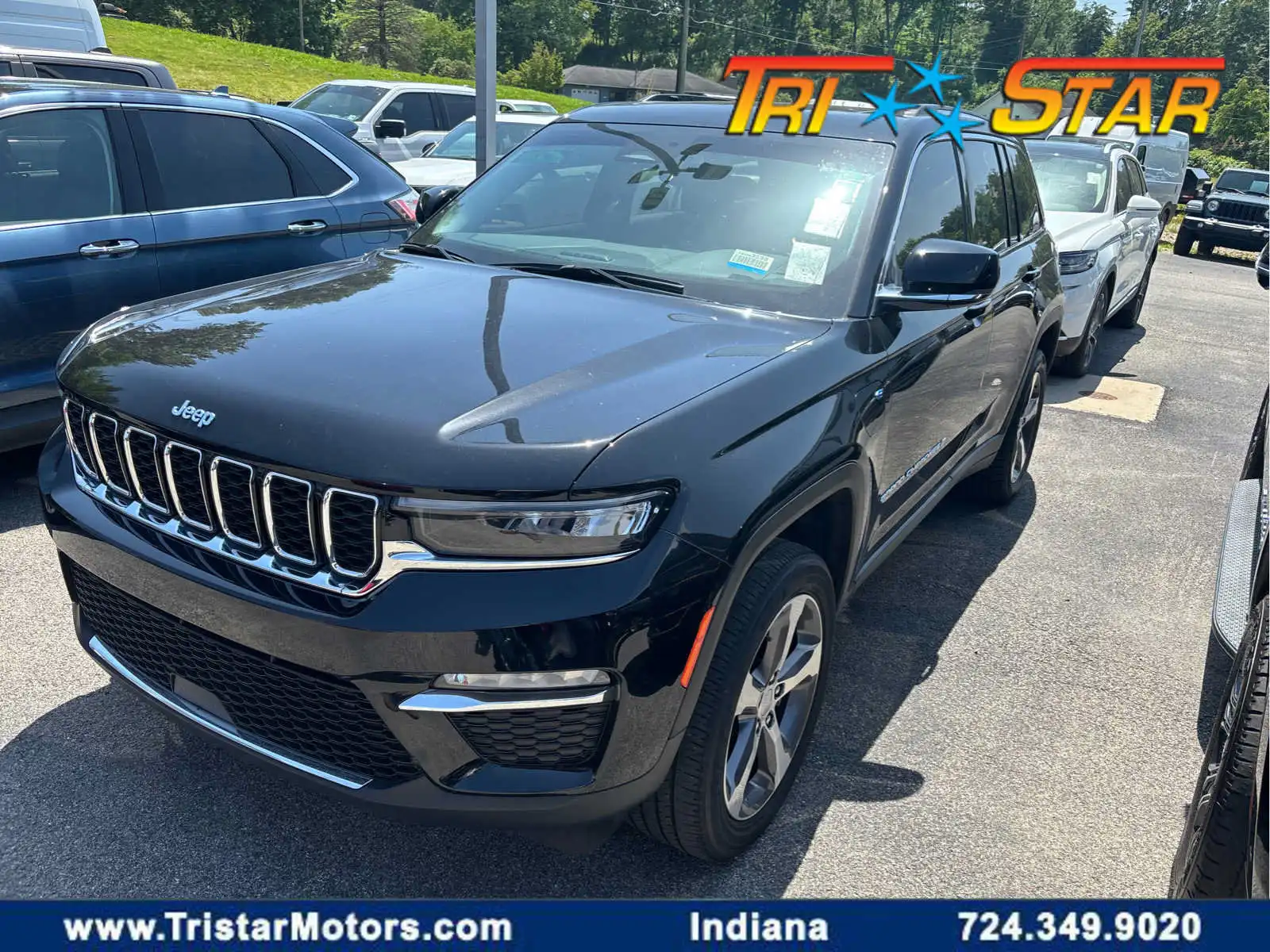 2022 Jeep Grand Cherokee 4xe 4x4's photo