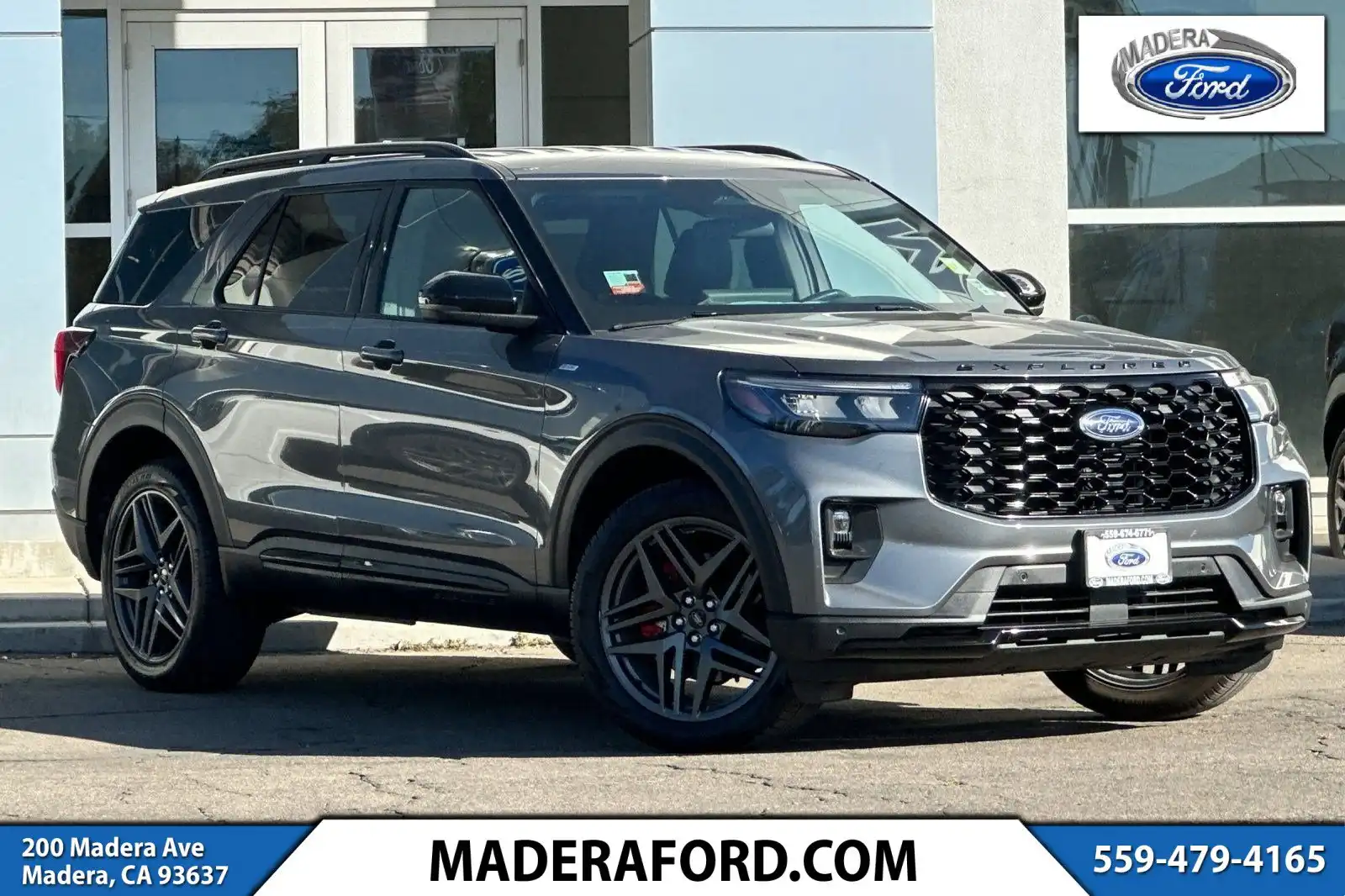 2025 Ford Explorer ST-LINE 4WD (PL535)'s photo
