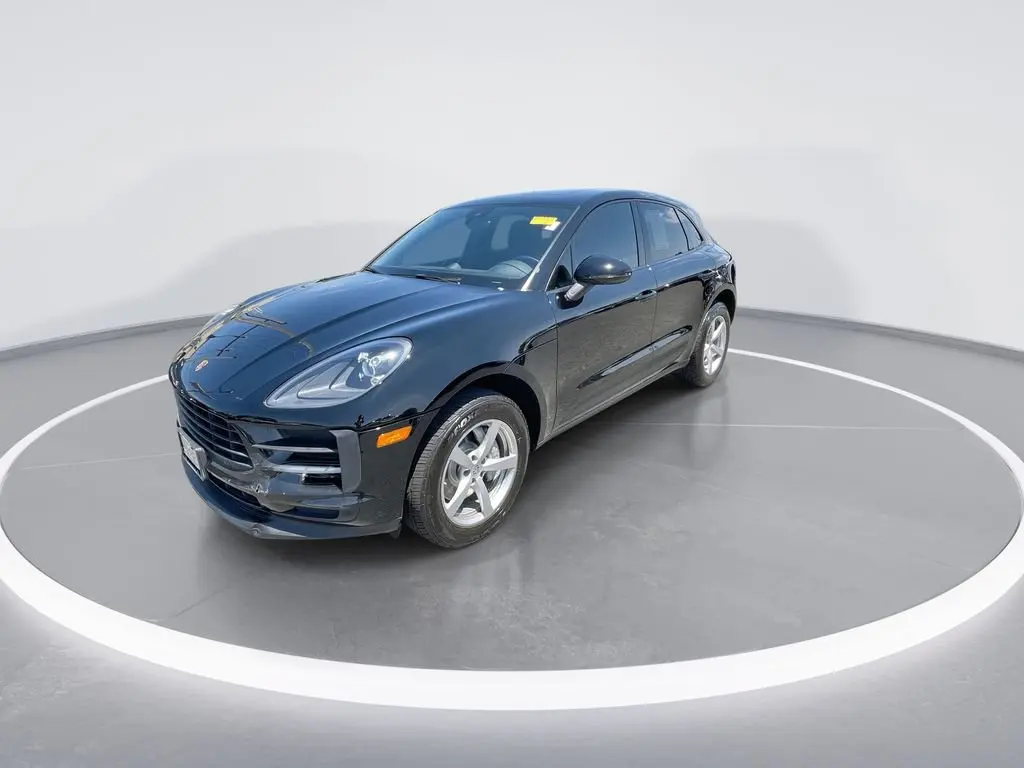 2021 Porsche Macan Base photo 4