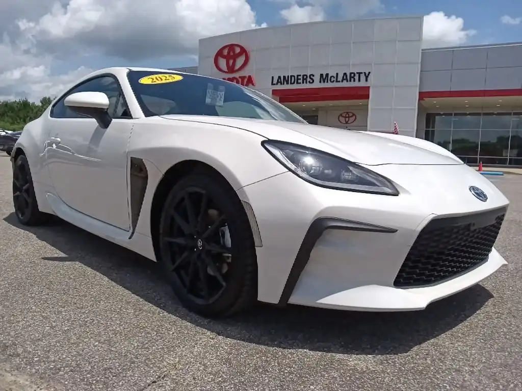 2025 Toyota GR86 GR86 PREMIUM MT's photo