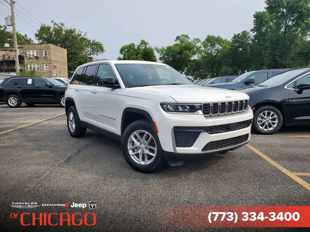 2026 Jeep Grand Cherokee Laredo Altitude's photo