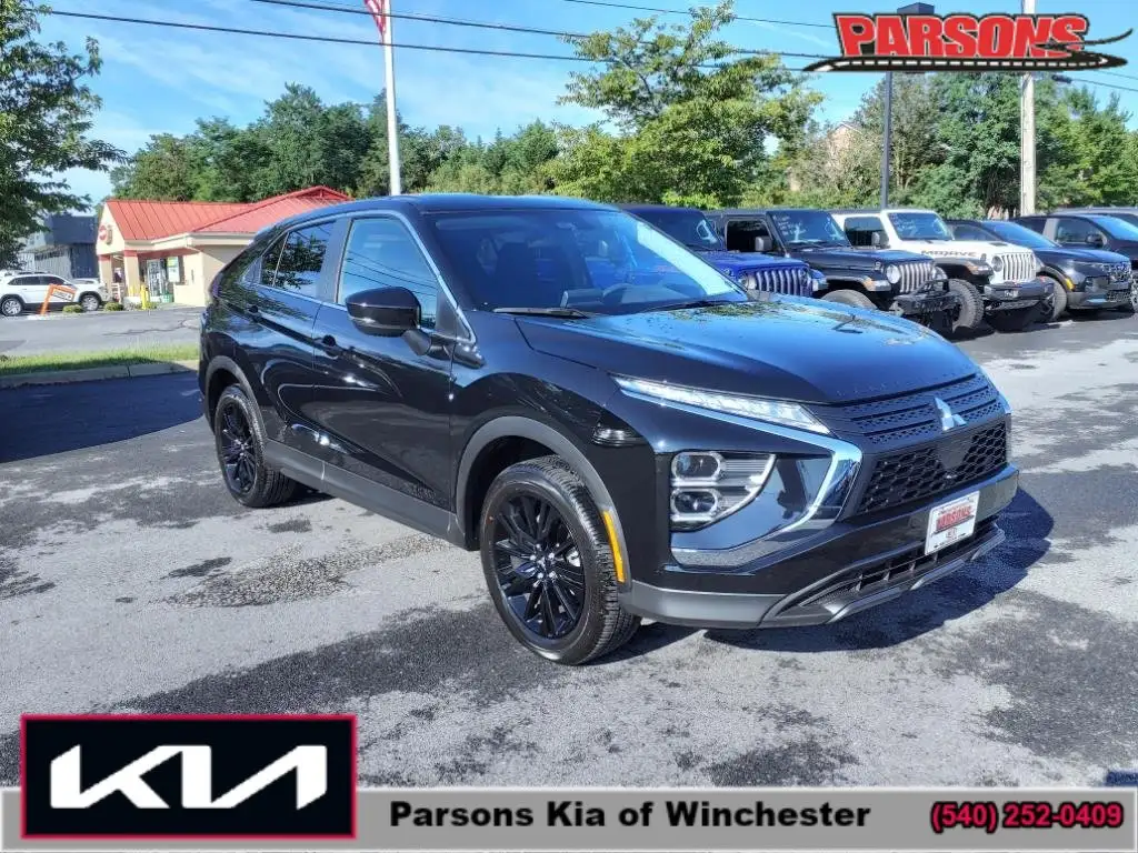 2023 Mitsubishi Eclipse Cross LE S-AWC's photo