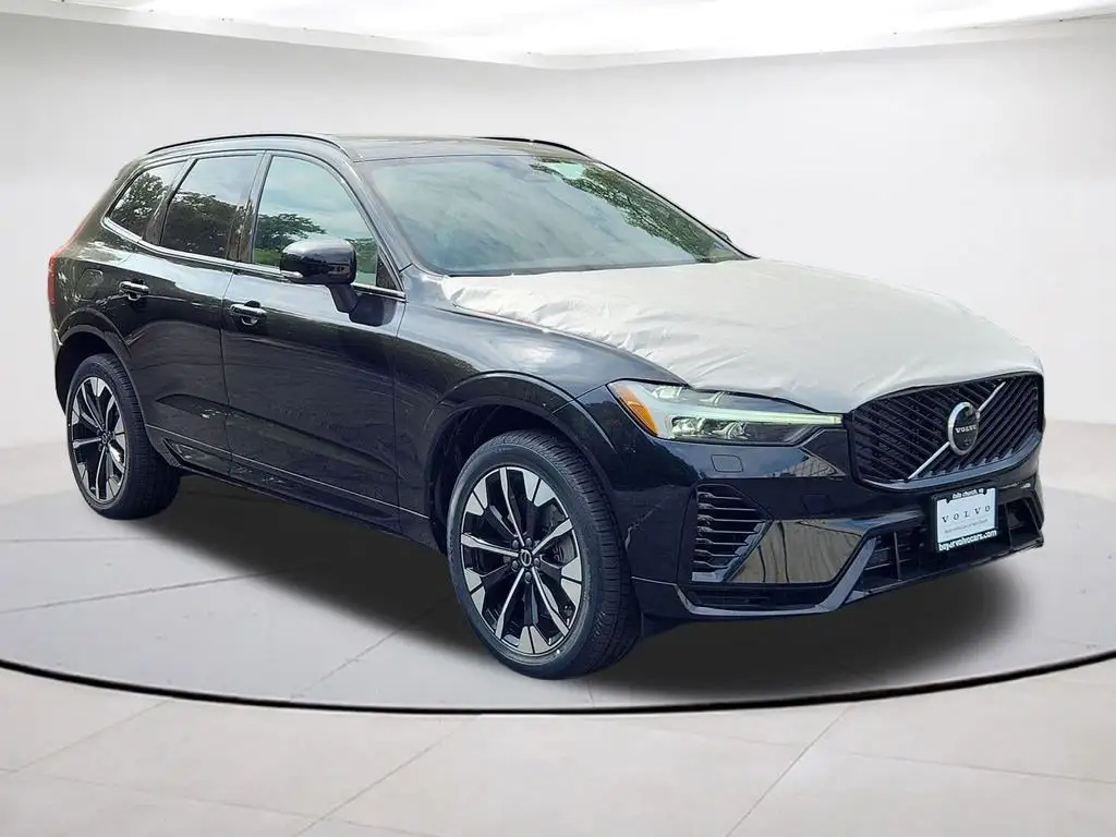 2026 Volvo XC60 T8 Plus Dark AWD photo 1