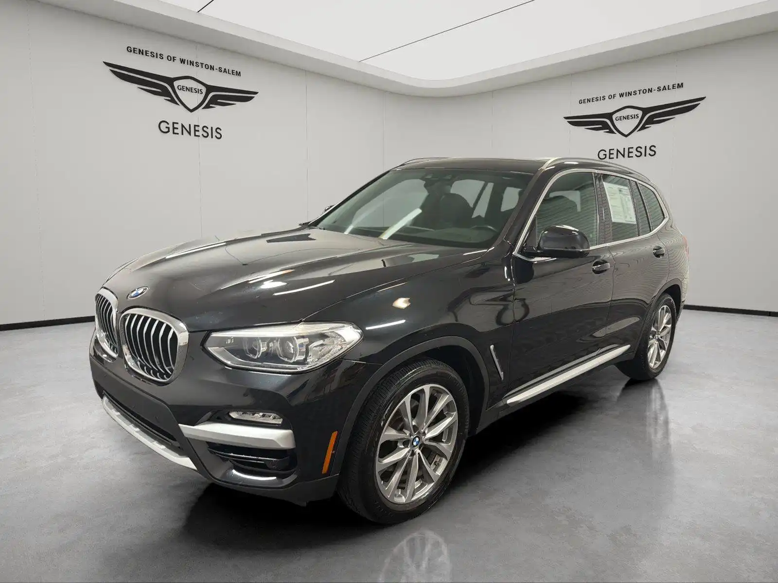 2019 BMW X3 sDrive30i's photo