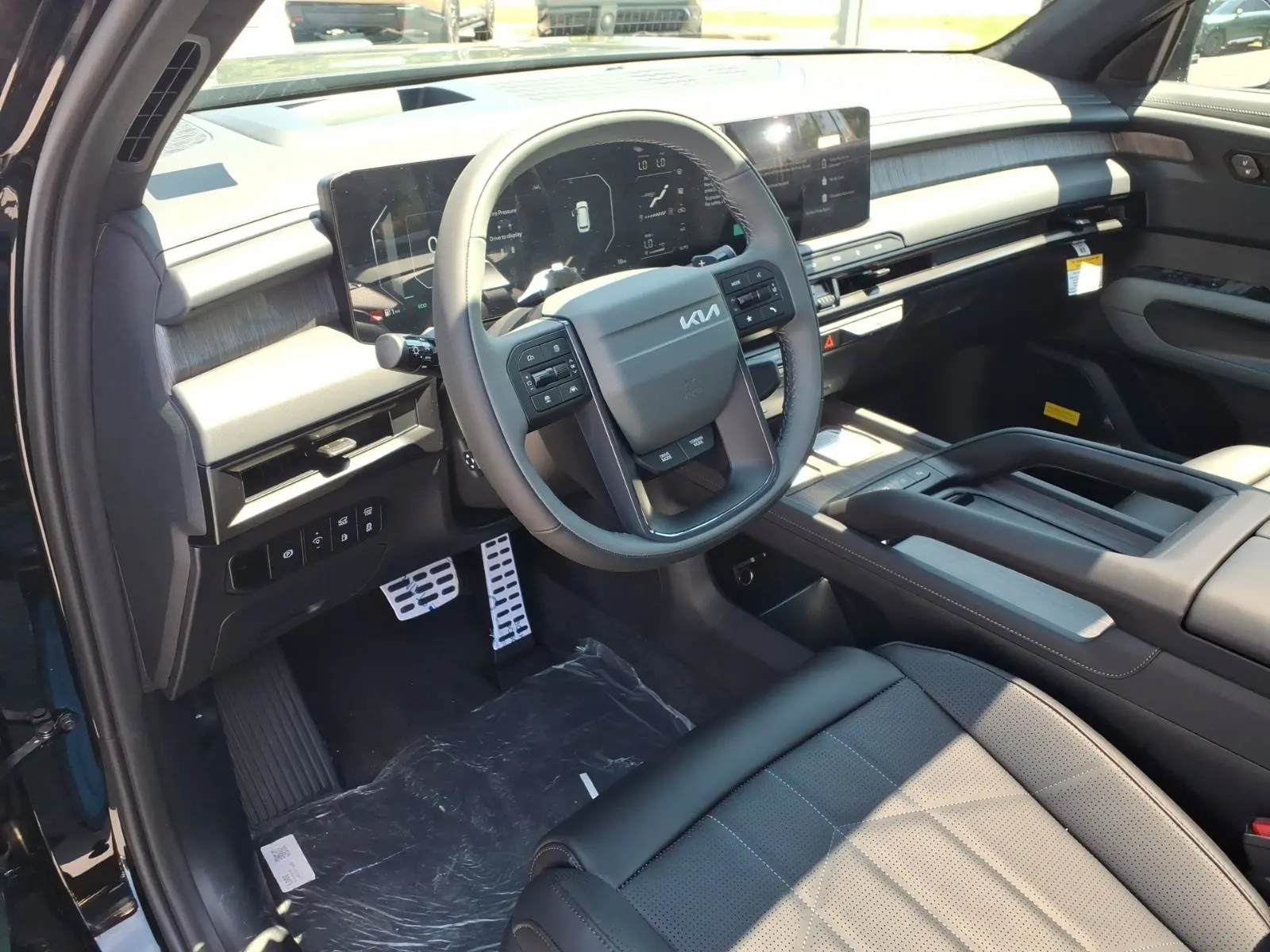 2027 Kia Telluride X-Line SX Prestige HEV AWD photo 5