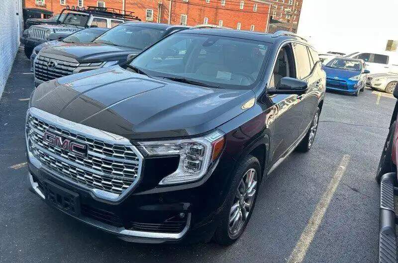 2023 GMC Terrain Denali AWD's photo