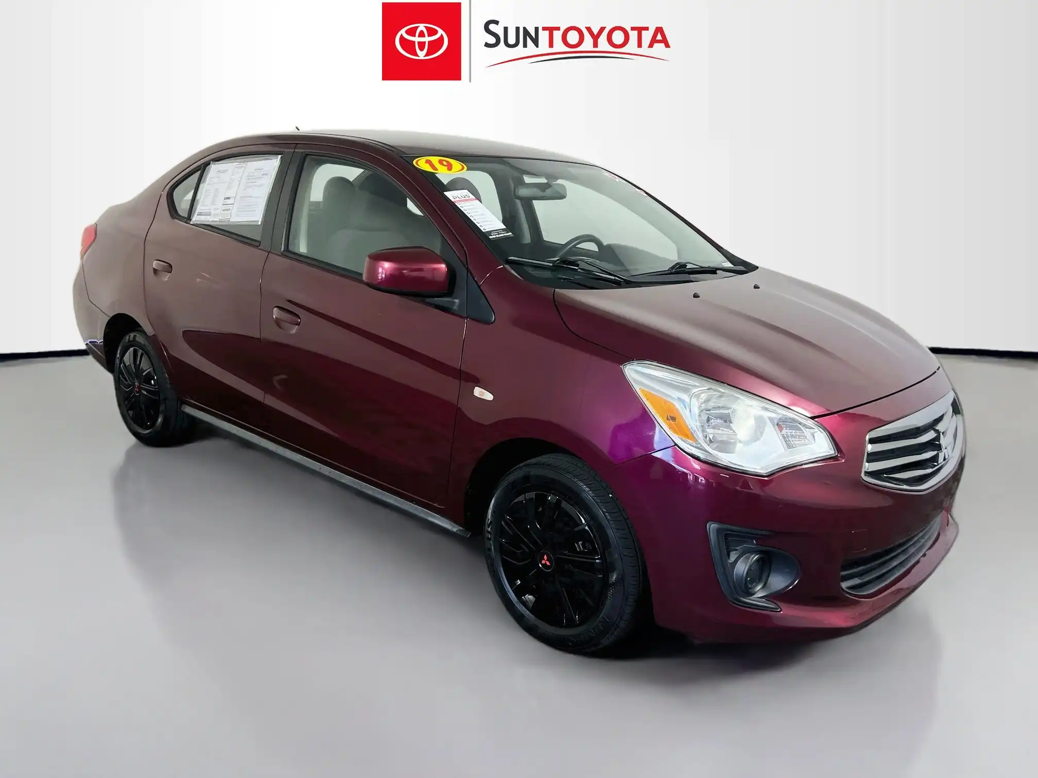 2019 Mitsubishi Mirage ES CVT's photo