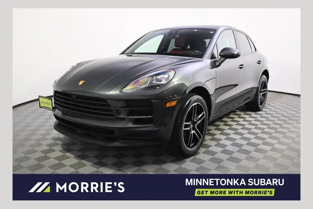 2021 Porsche Macan Base photo 1
