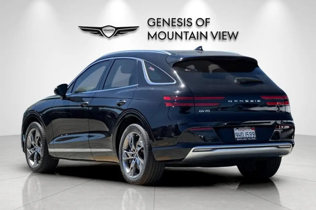 2023 Genesis GV70 Electrified GV70 AWD Advanced photo 5