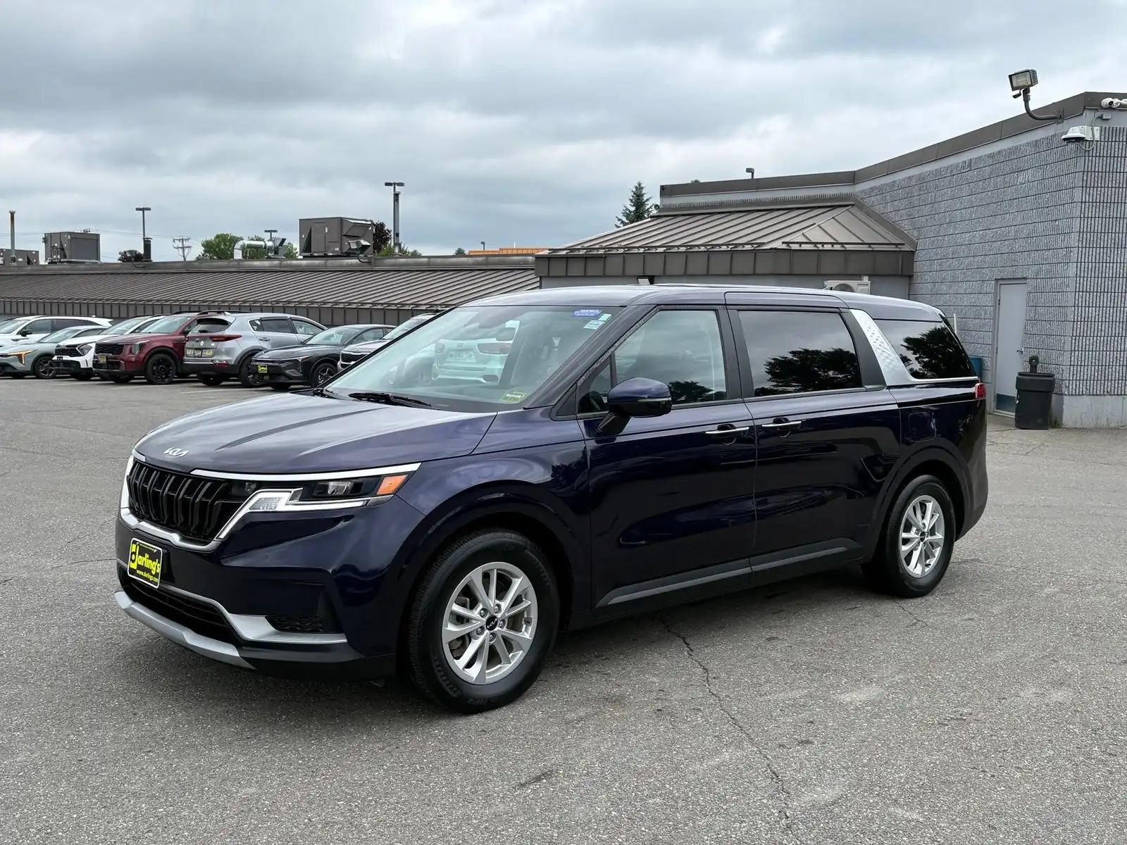 2024 Kia Sedona LX Seat Pkg's photo