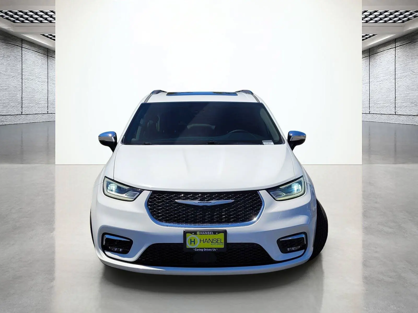 2023 Chrysler Pacifica Limited photo 4