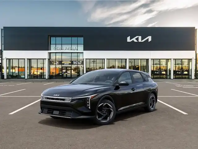 2026 Kia K4 EX AT Hatchback's photo
