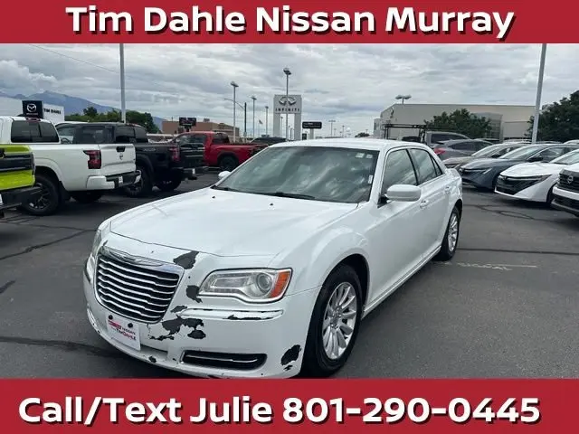 2014 Chrysler 300 Base photo 5