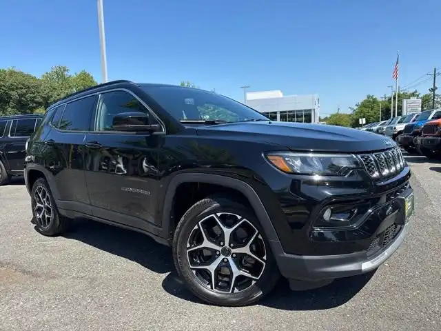 2025 Jeep Compass Limited 4X4's photo