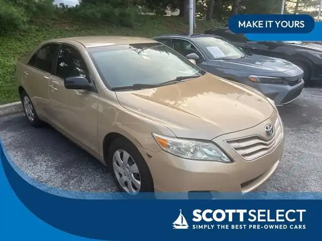 2011 Toyota Camry 2.5 Auto LE's photo