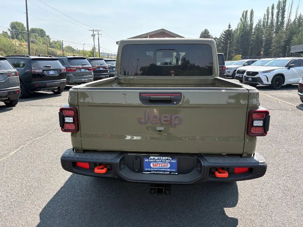 2026 Jeep Gladiator Mojave X Auto photo 5