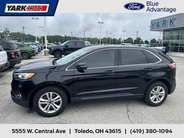 2019 Ford Edge SEL AWD's photo