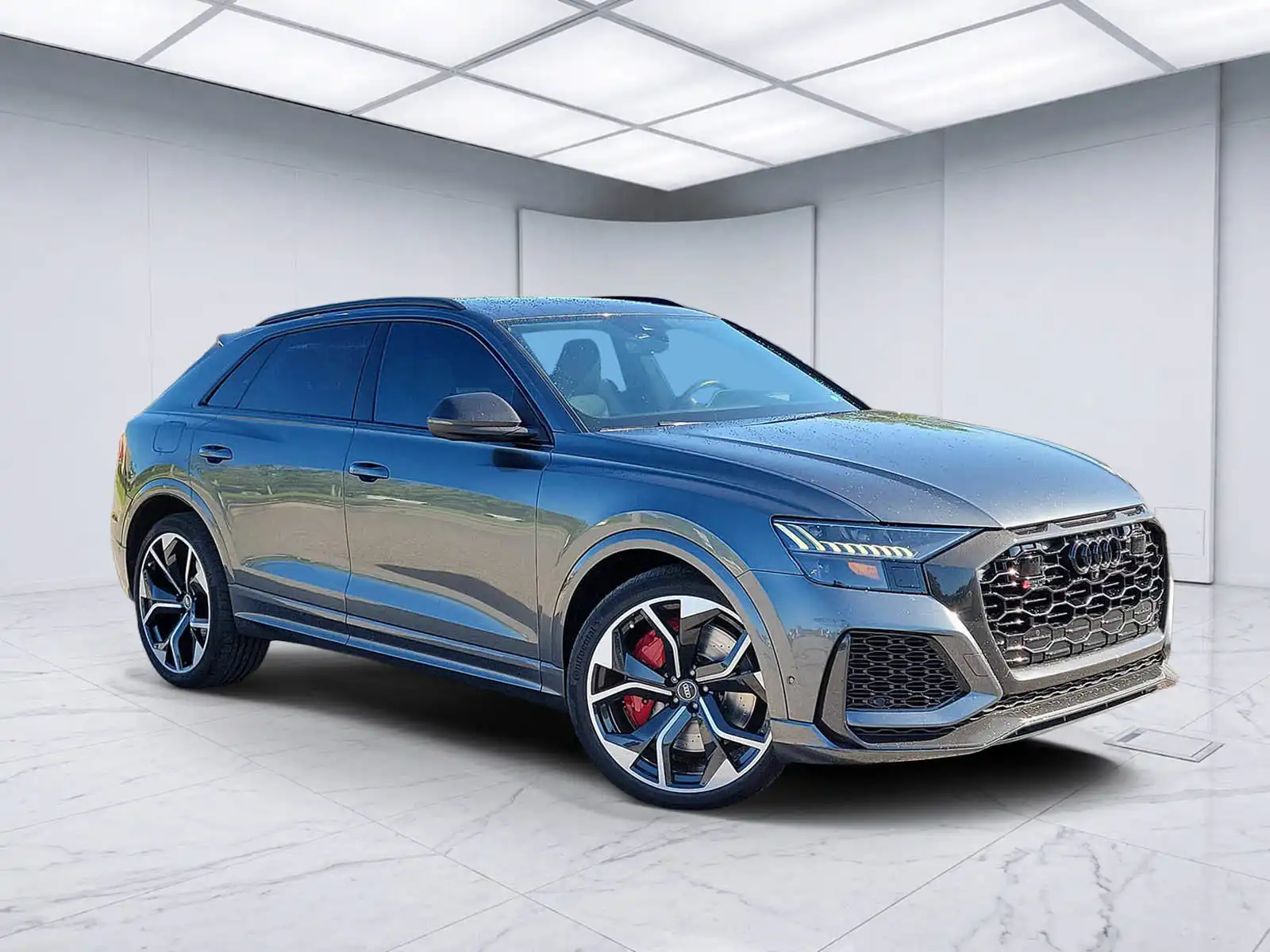 2021 Audi RS Q8 Base's photo