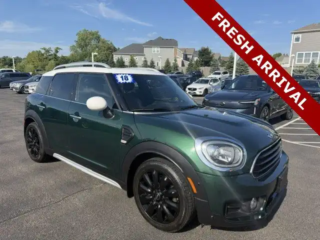 2018 MINI Countryman Cooper's photo
