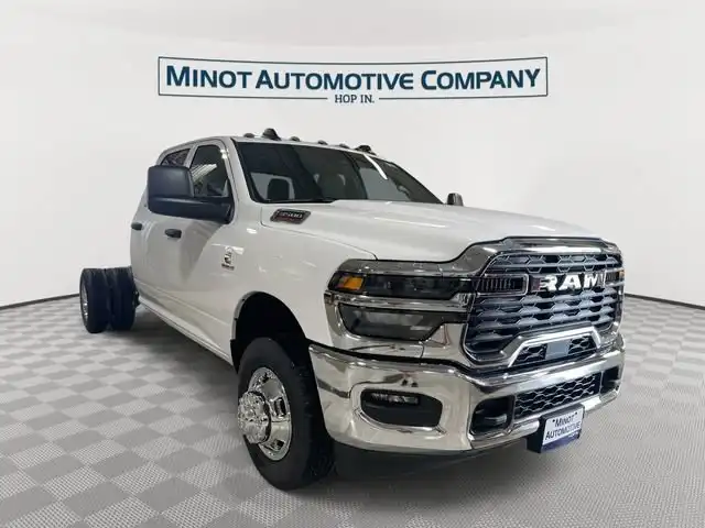 2026 RAM 3500 Tradesman 4X4 Crew Cab's photo