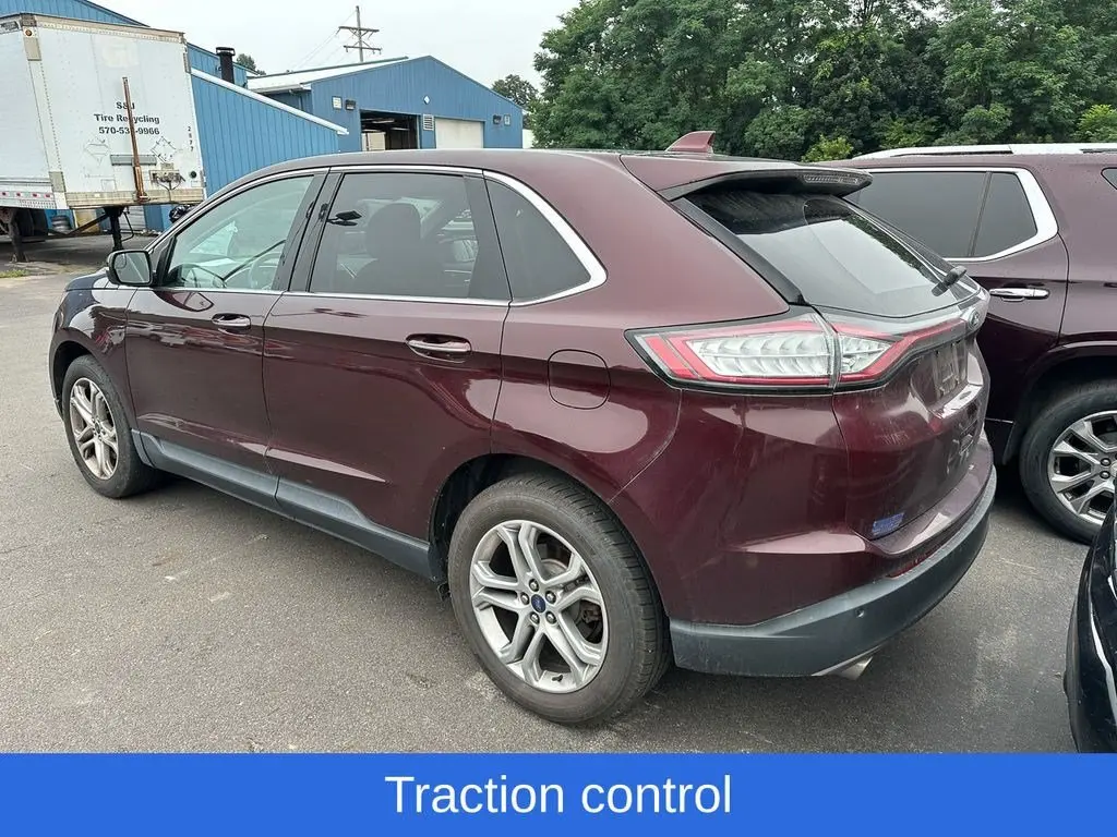 2018 Ford Edge Titanium AWD photo 5