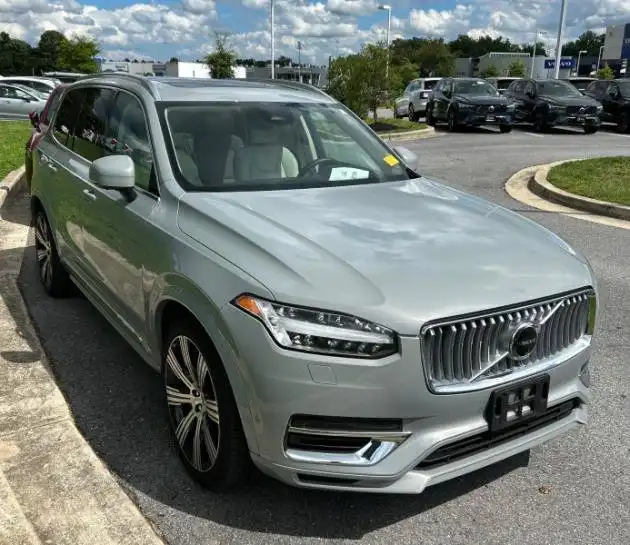 2024 Volvo XC90 T8 Recharge Ultimate Bright Theme 4WD's photo