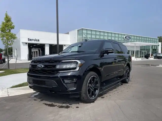 2023 Ford Expedition Limited 4WD's photo