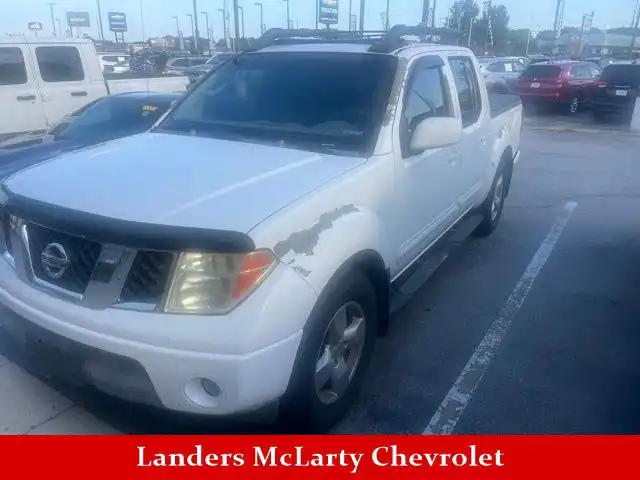 2005 Nissan Frontier LE Crew Cab 4X2 AT's photo