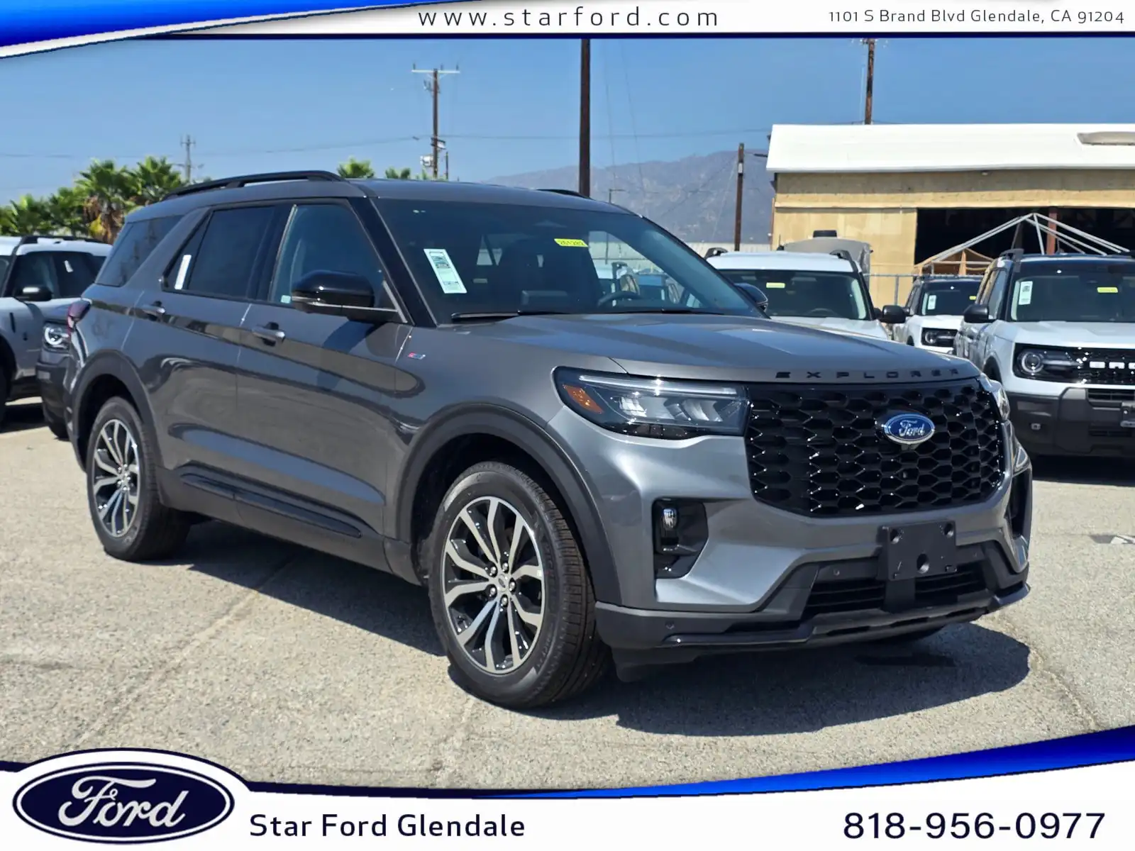 2026 Ford Explorer ST-Line RWD's photo