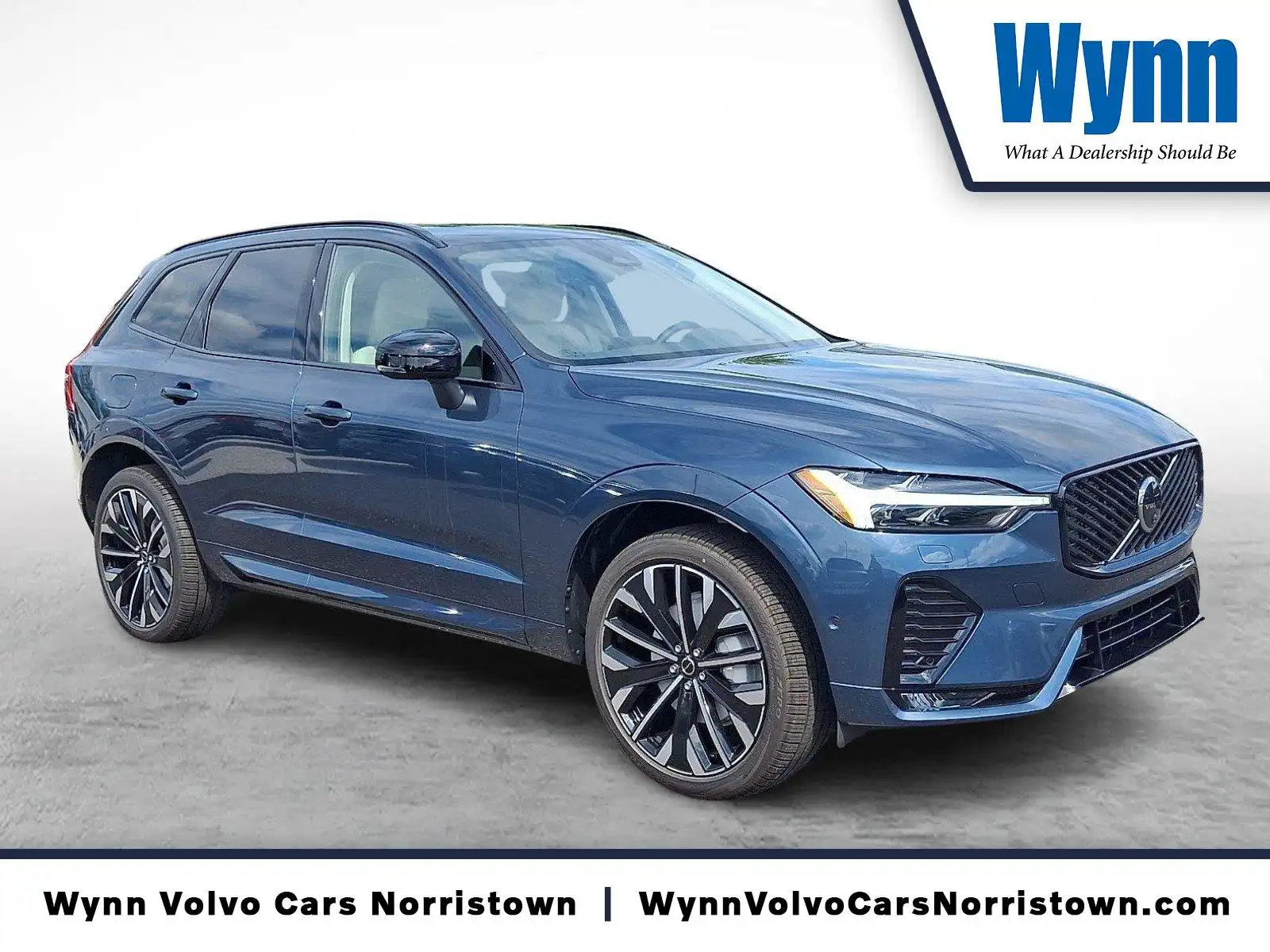 2027 Volvo XC60 B5 Ultra Dark AWD's photo