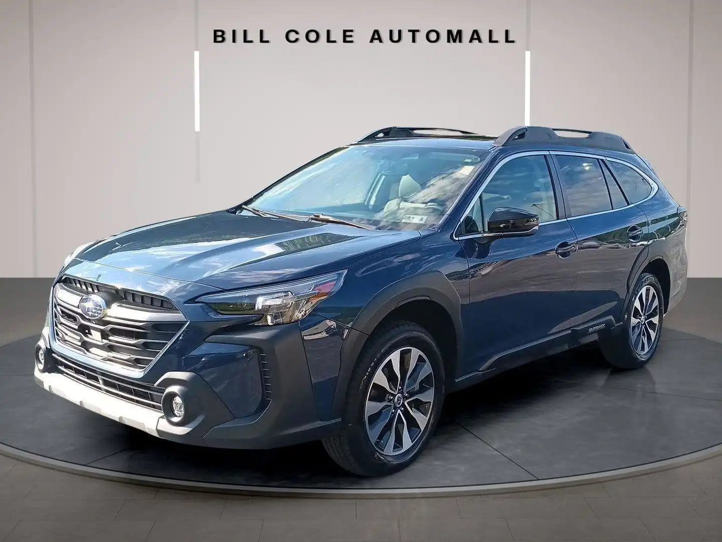 2025 Subaru Outback Limited's photo