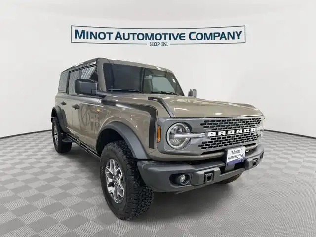 2025 Ford Bronco Badlands 4x4's photo