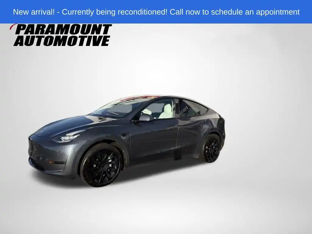 2022 Tesla Model Y Long Range Dual Motor All-Wheel Drive's photo
