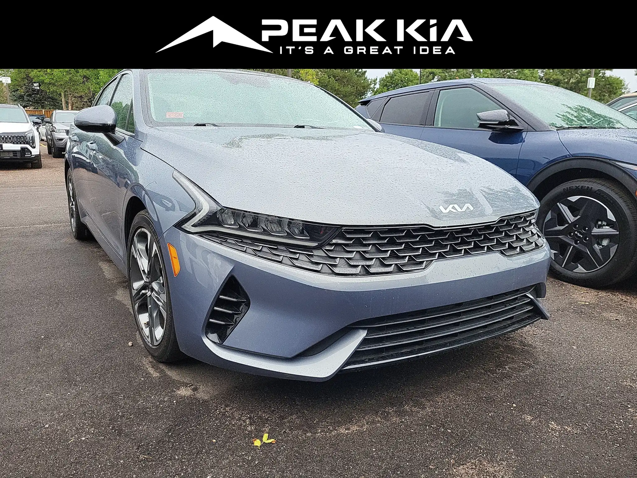 2023 Kia Optima EX FWD's photo