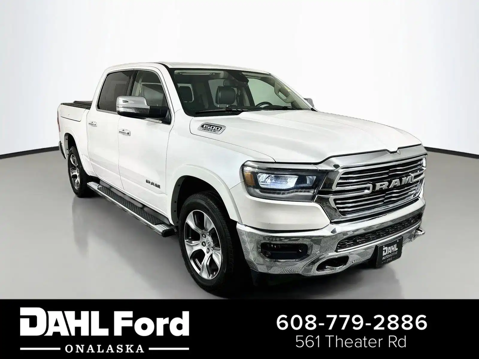 2019 RAM 1500 Laramie 4WD Crew Cab 5'7's photo