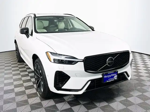 2026 Volvo XC60 T8 Ultra Dark AWD's photo