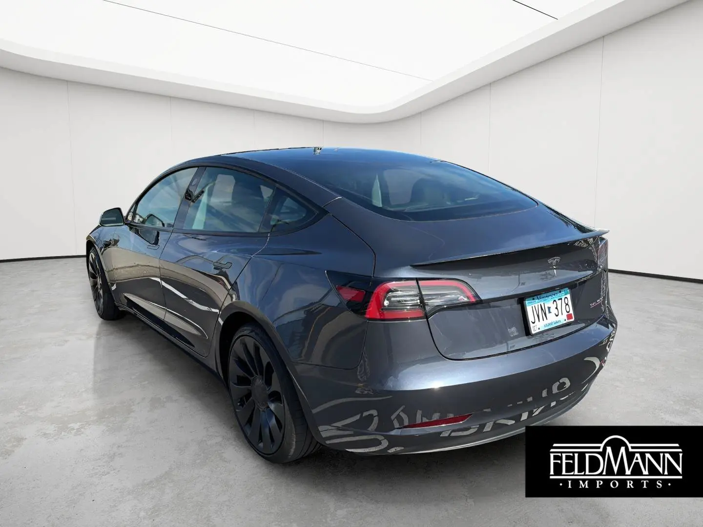 2023 Tesla Model 3 Performance photo 4