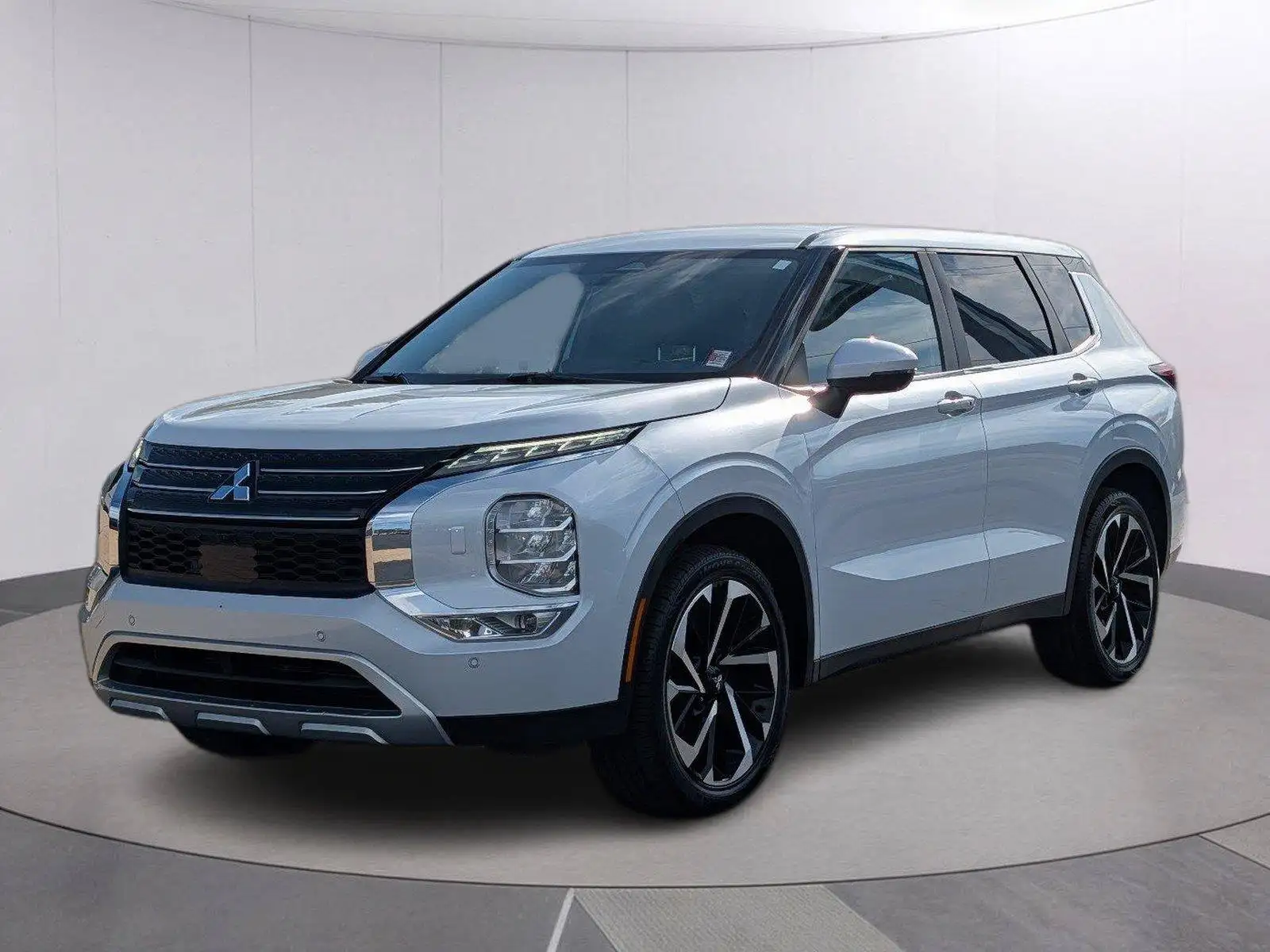 2024 Mitsubishi Outlander SE S-AWC's photo