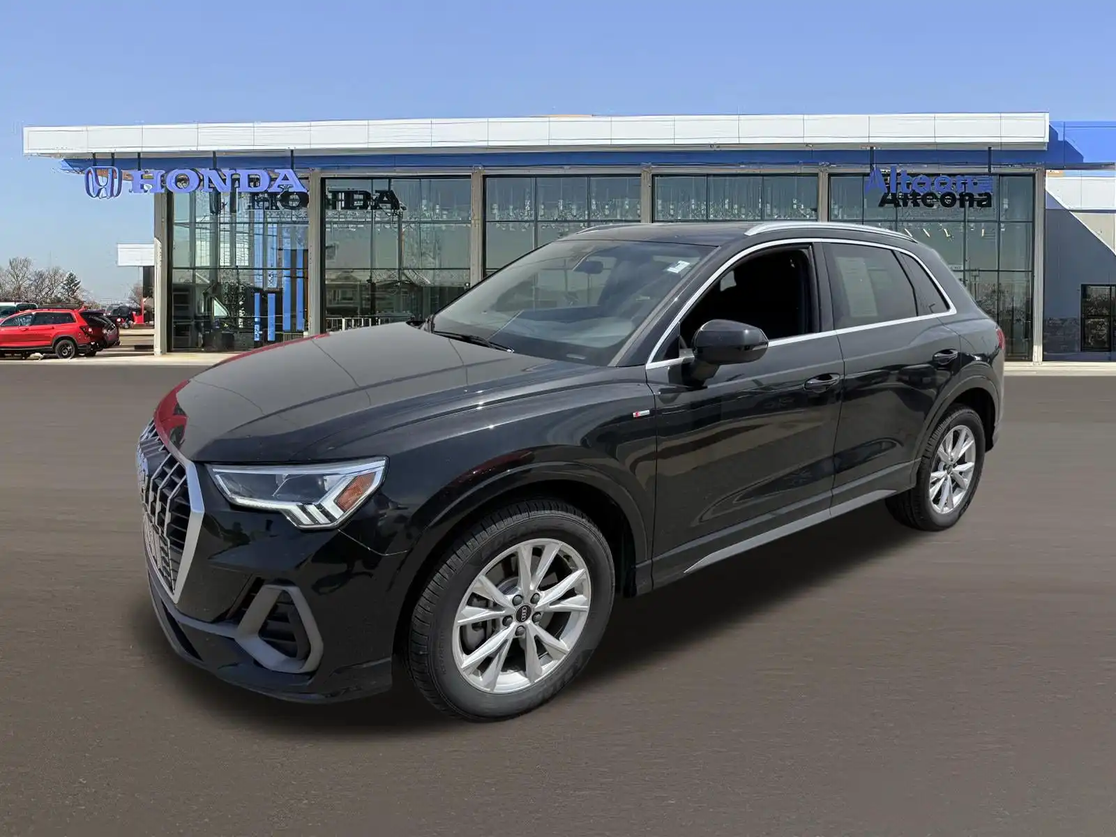 2025 Audi Q3 45 TFSI S Line Premium quattro's photo