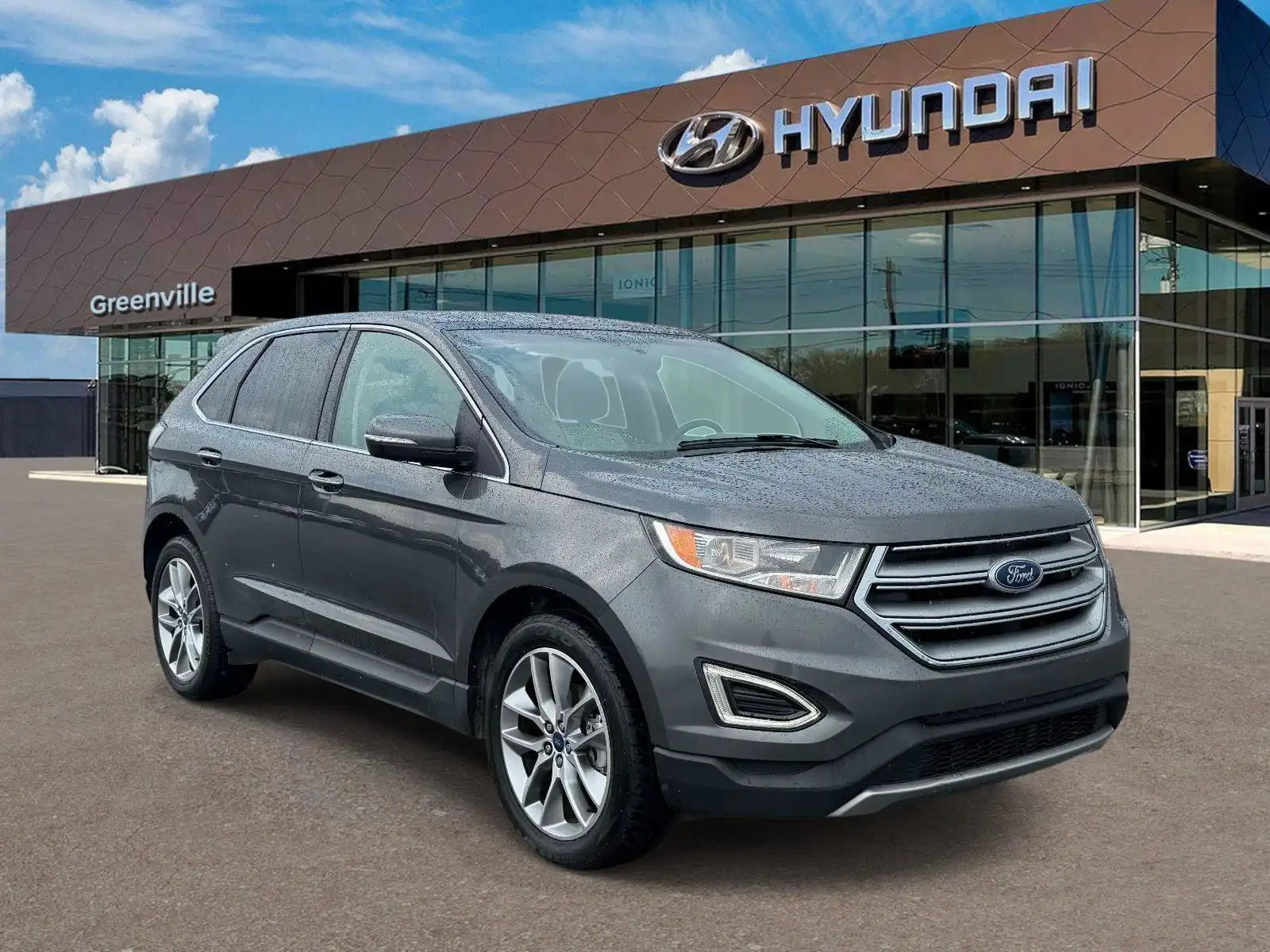 2018 Ford Edge Titanium's photo