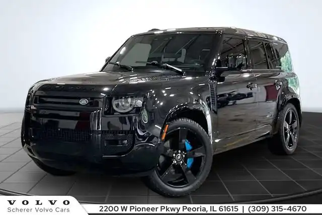 2022 Land Rover Defender V8's photo