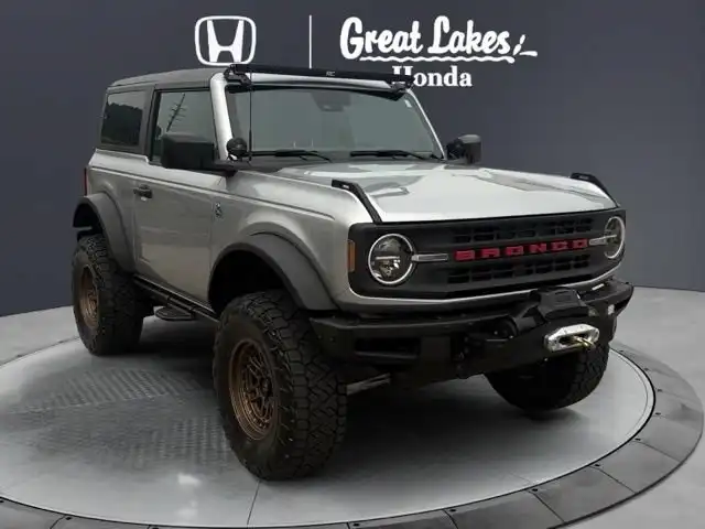 2022 Ford Bronco Black Diamond 4x4's photo