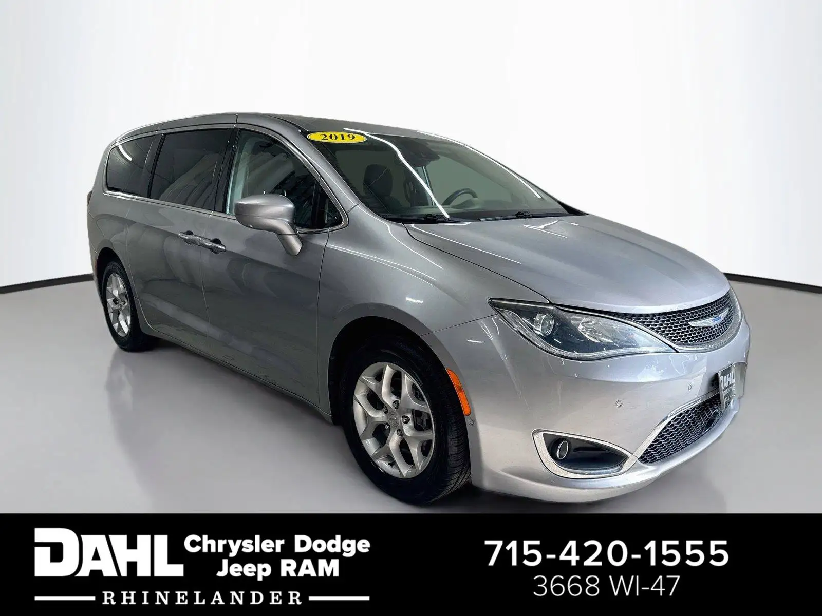 2019 Chrysler Pacifica Touring Plus photo 1